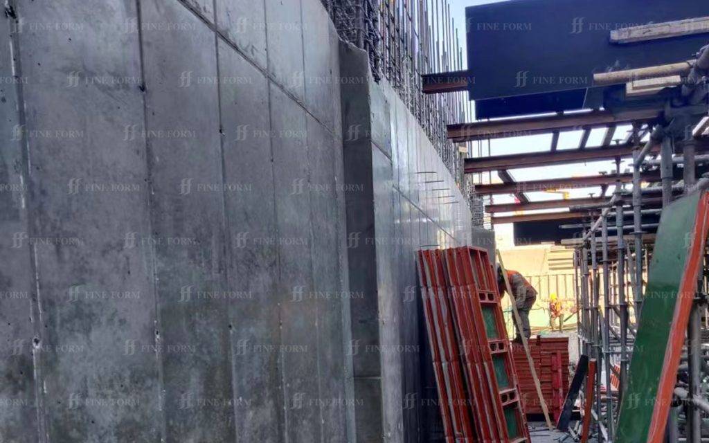 Smart steel-framed formwork